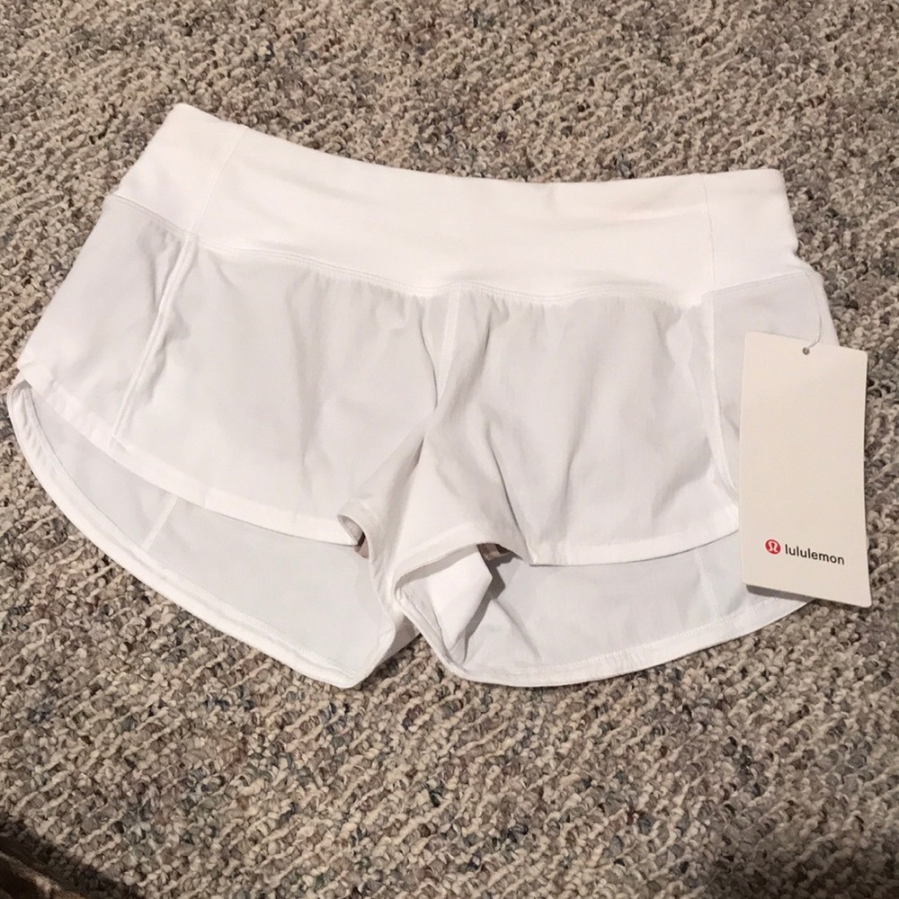LuluLemon Speed Up Short 2.5”